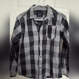 Calvin Klein boys Plaid Shirt in Black and Gray